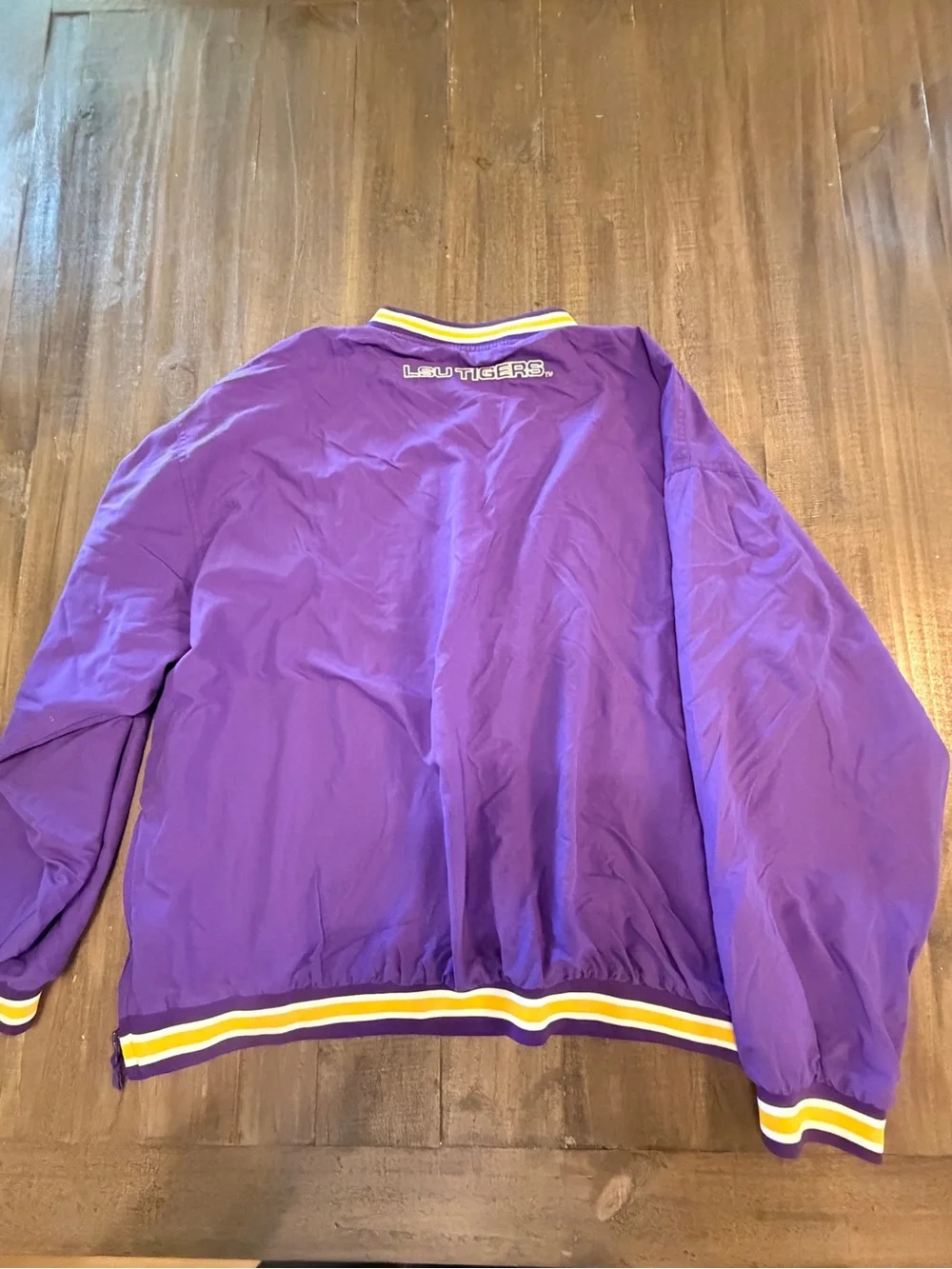 Vintage 90s LSU Tigers V-Neck Sz XL Windbreaker Pullover Purple Embroidered